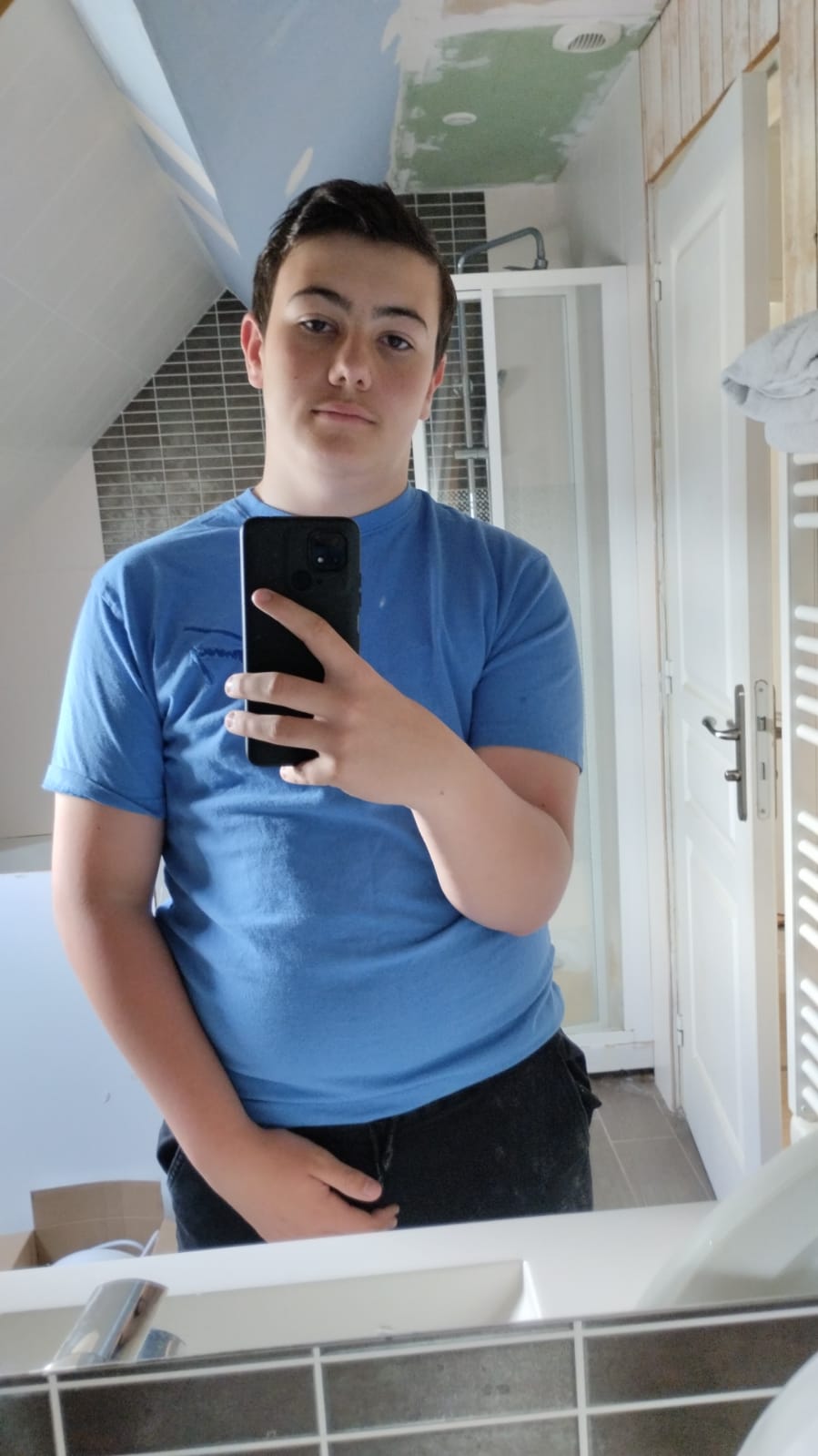 Ayron, 26 ans, Dollon