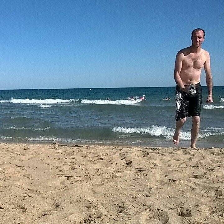 Klaus, 45 ans, Ruillé-en-Champagne