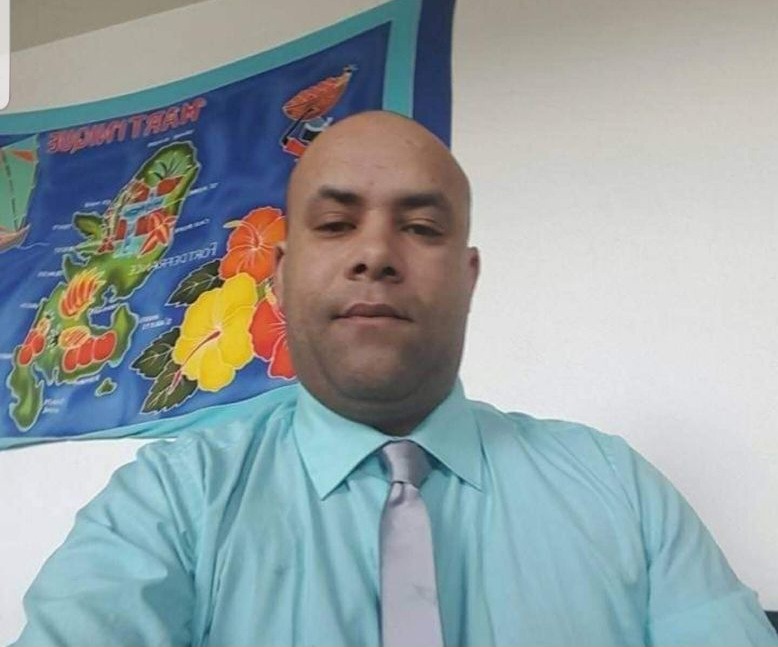 Marshall, 44 ans, Saint-Ouen-en-Champagne