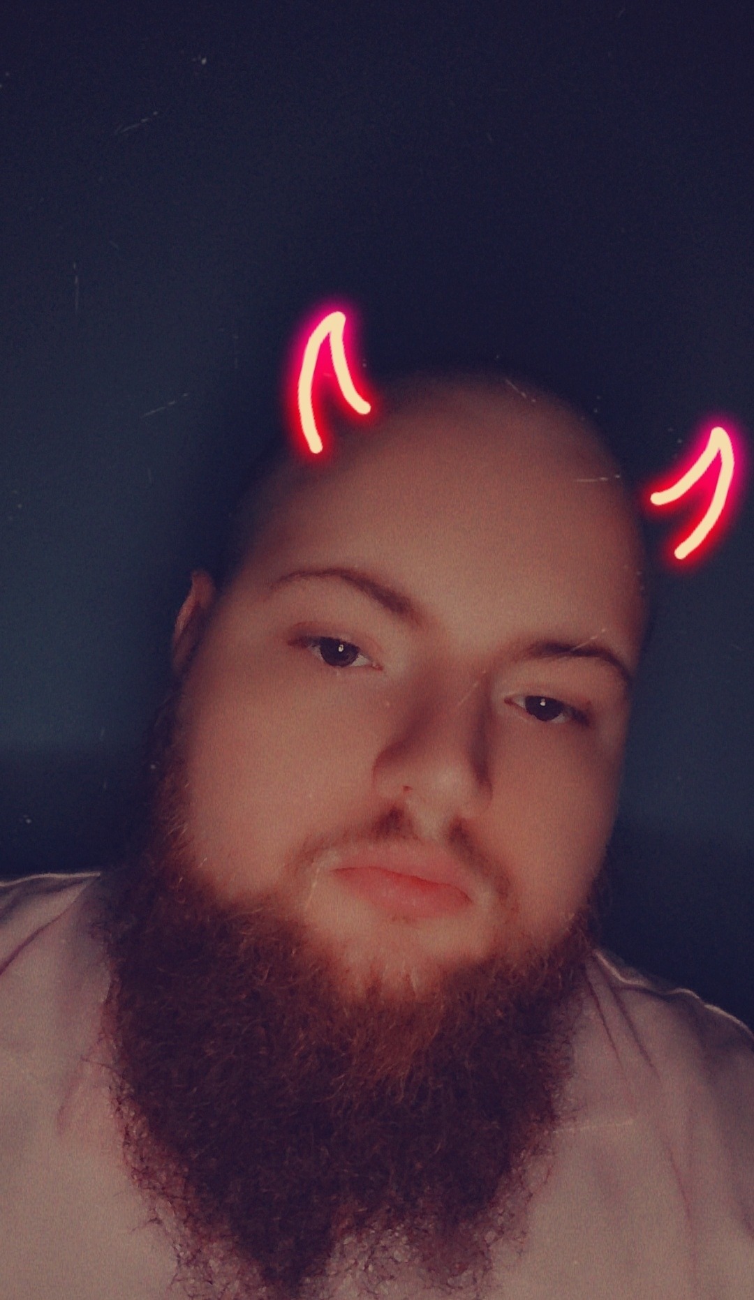 Edis, 22 ans, Yvré-l'Évêque