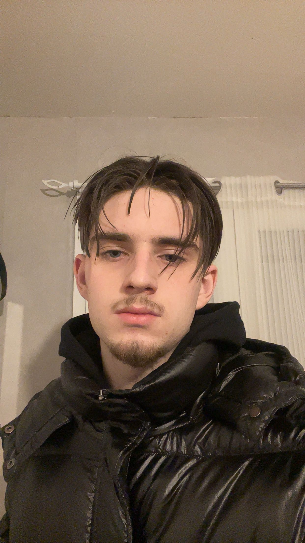 Izak, 22 ans, Sargé-lès-le-Mans