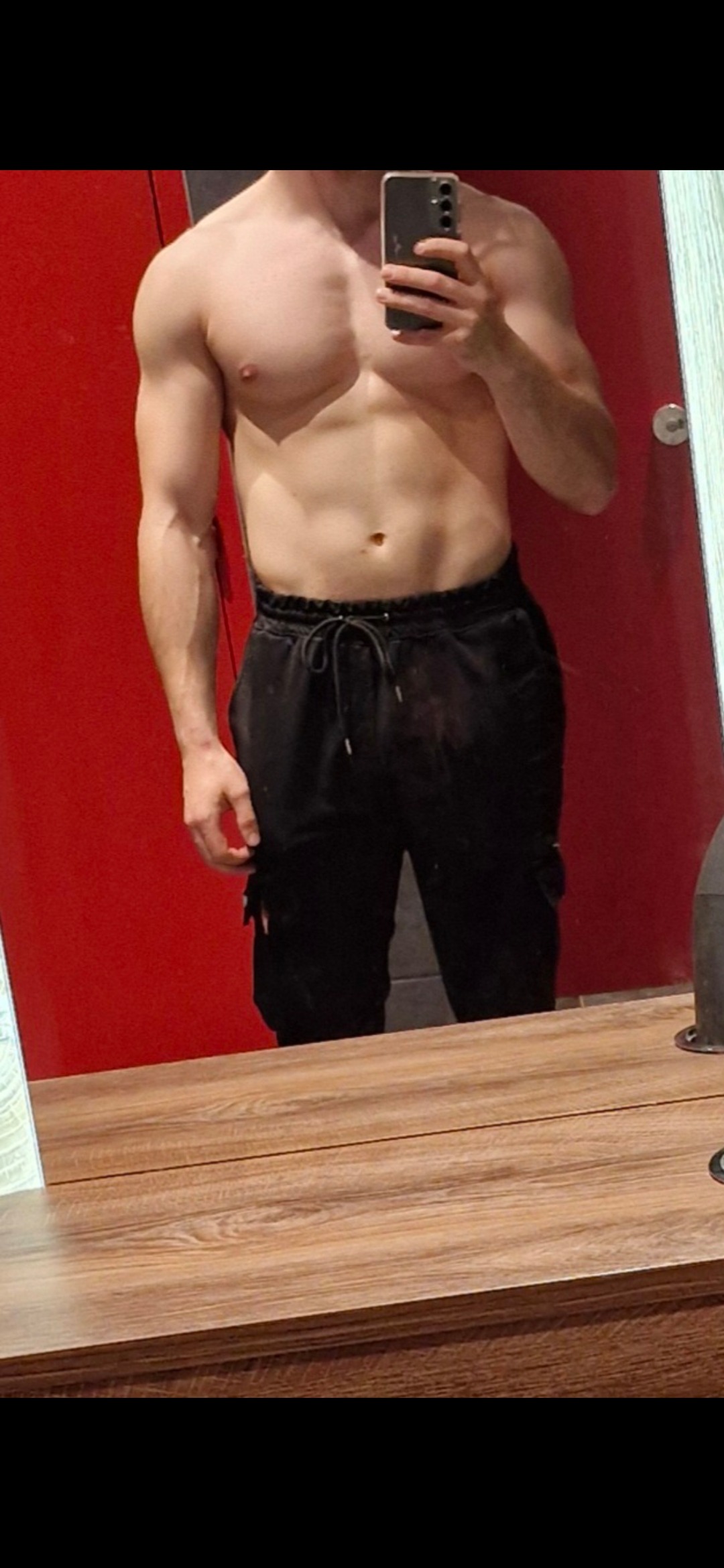 Yunes, 27 ans, Ligron