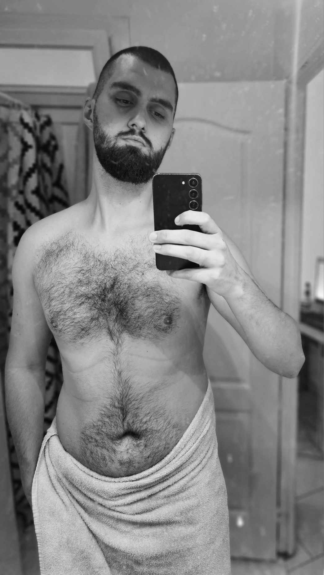 Kym, 31 ans, Moulins-le-Carbonnel